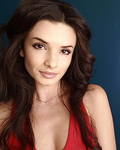 Alice Greczyn