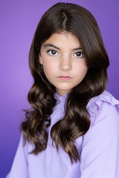 Nora Harriet